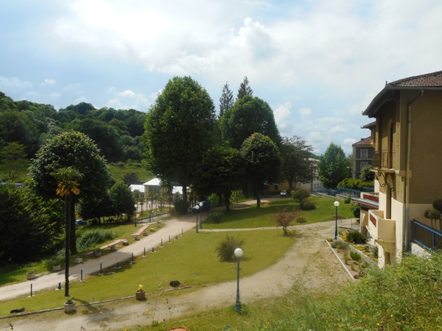 place des palmiers Capvern les bains 